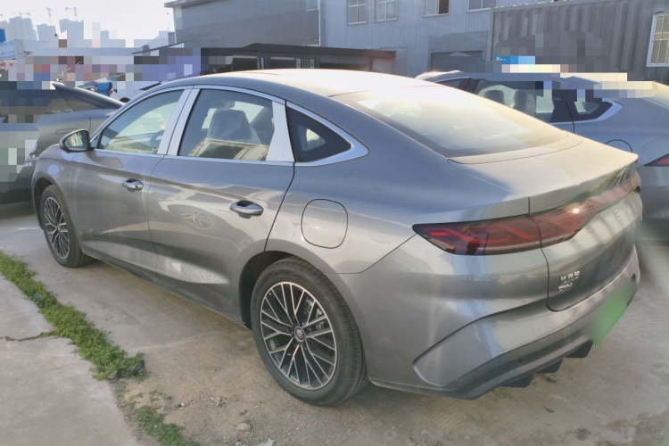 比亚迪 秦L 2024款 DM-i 120KM卓越型车身外观6003