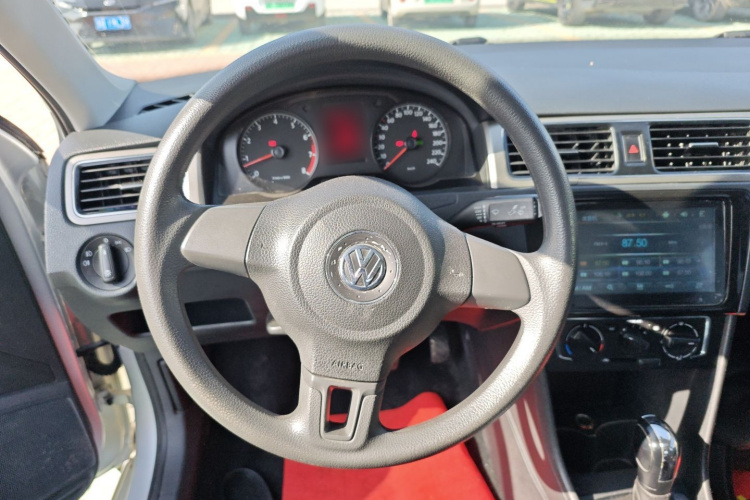 大众 桑塔纳 2015款 1.6L 自动舒适版局部细节13