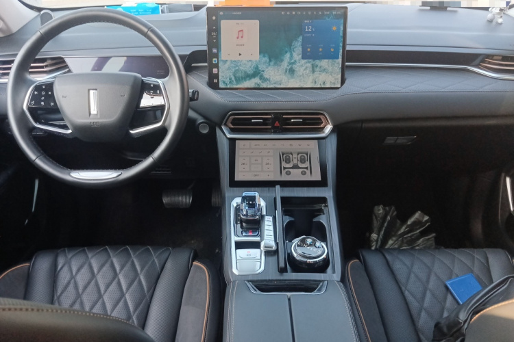 魏牌 拿铁DHT 2022款 1.5T DHT超大杯中控内饰12