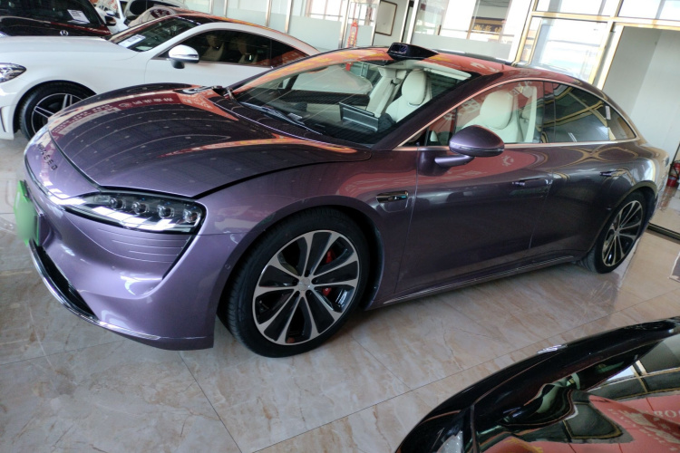 鸿蒙智行 智界S7 2025款 785km Ultra车身外观4