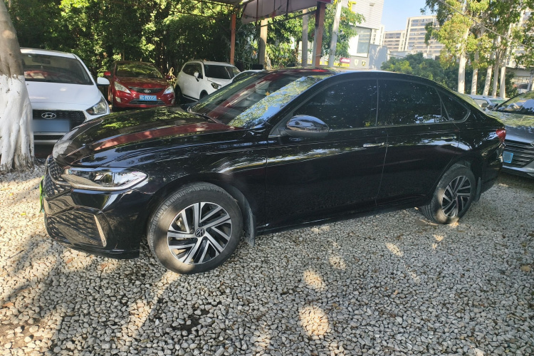 大众 朗逸 2024款 300TSI DSG星空领先版车身外观4