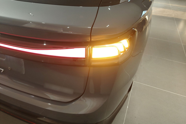 大众ID.7 VIZZION 2024款 AIR车身外观6006