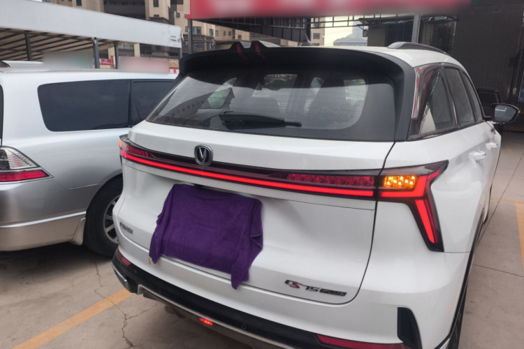 长安CS75 PLUS 2024款 第三代 冠军版 2.0T 智驾劲擎型车身外观6