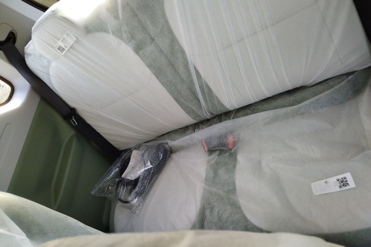 吉利银河 2025款 210km 熊猫骑士中控内饰21