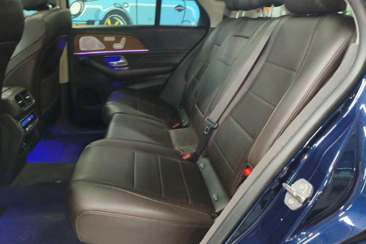 奔驰GLE 2020款 GLE 350 4MATIC 豪华型中控内饰21