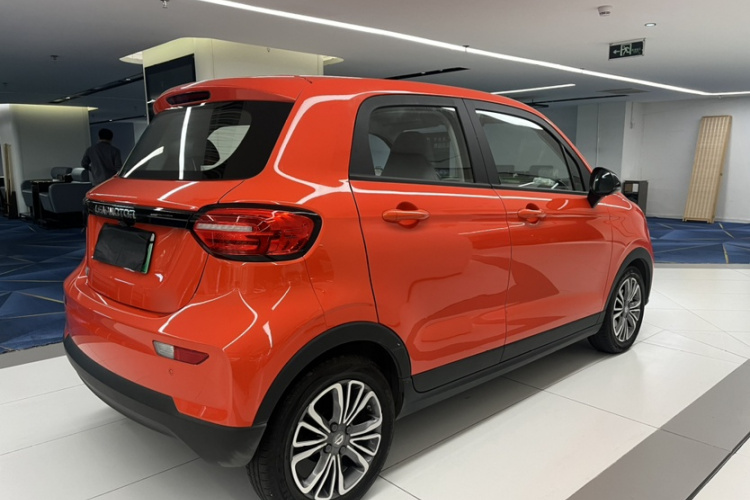 零跑汽车 零跑T03 2021款 400舒享版车身外观6004