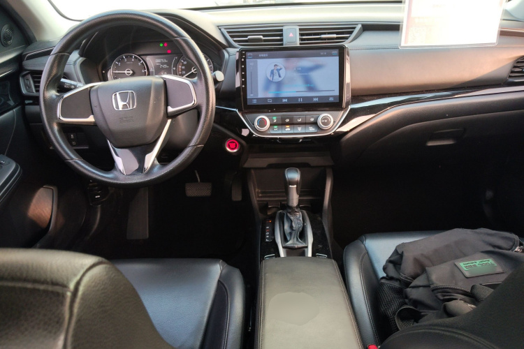 本田 凌派 2019款 180Turbo CVT豪华版 国VI中控内饰7002
