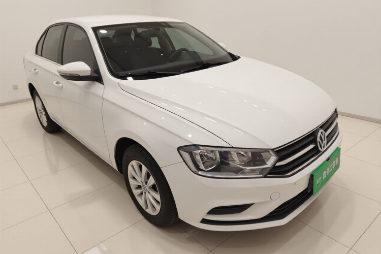 大众 宝来 2018款 1.5L 手动时尚型车身外观3