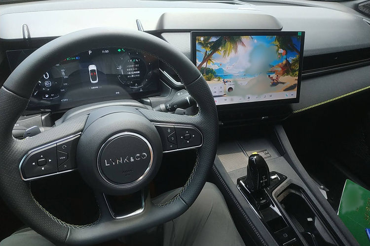 领克03 2023款 2.0TD DCT劲Pro中控内饰12