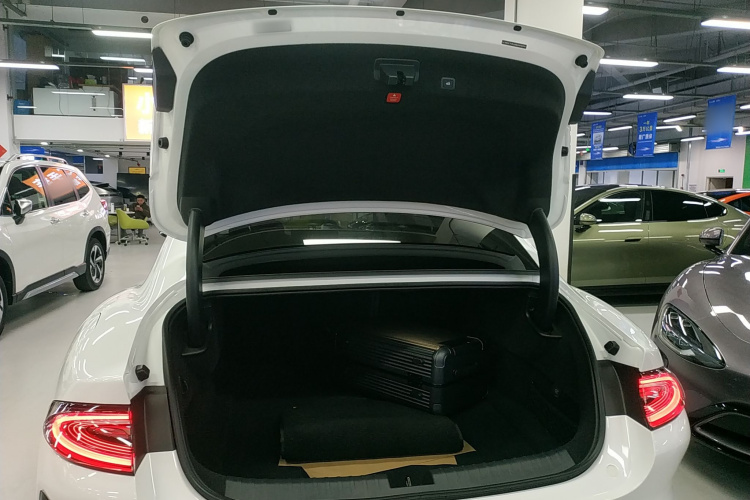 小米汽车 小米SU7 2024款 后驱超长续航高阶智驾Pro版机舱底盘23