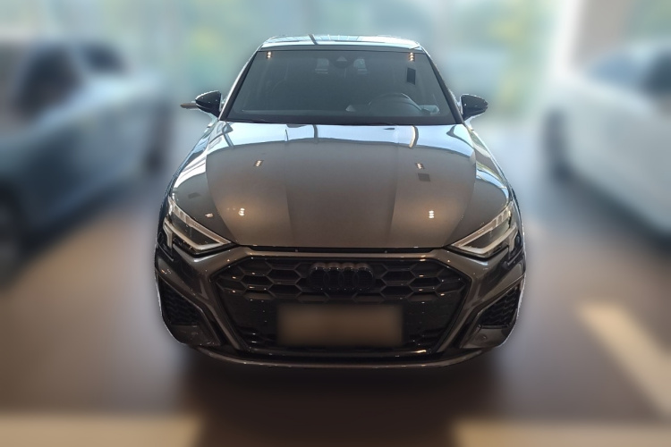 奥迪A3 2023款 Sportback 35 TFSI 时尚运动型车身外观2