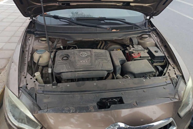 中华H530 2017款 1.6L 自动舒适型机舱底盘24