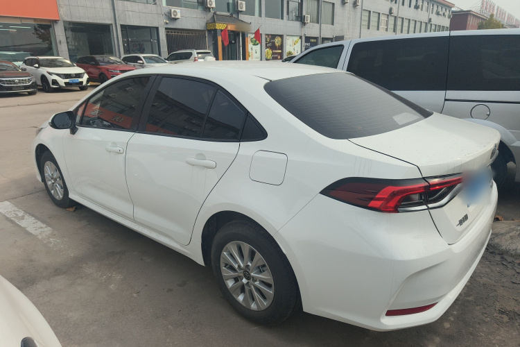 丰田 卡罗拉 2023款 1.2T 先锋版车身外观4