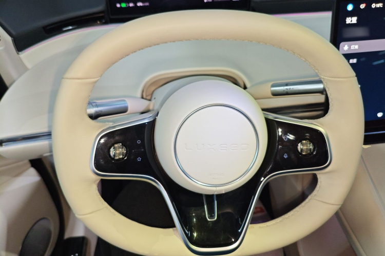 鸿蒙智行 智界R7 2024款 纯电 802km Max局部细节13