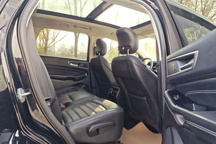 福特 锐界 2018款 EcoBoost 245 两驱豪锐型 7座 国V中控内饰7003