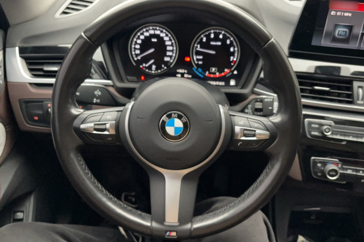 宝马X1 2021款 sDrive25Li 领先型局部细节13