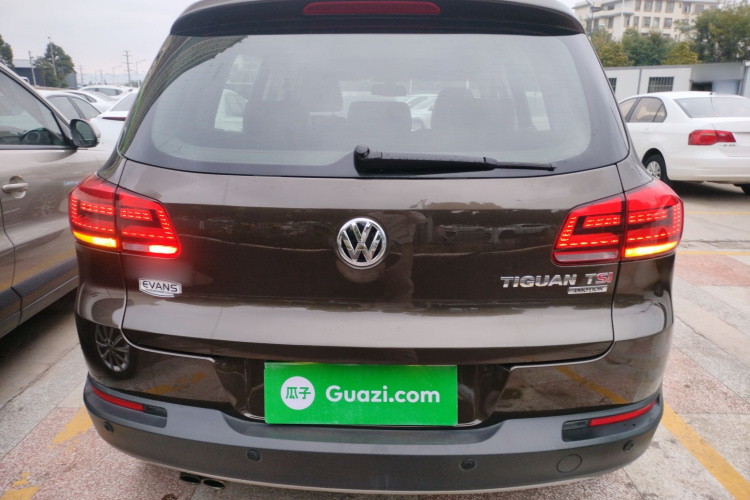 大众 途观 2015款 1.8TSI 自动四驱豪华型车身外观6