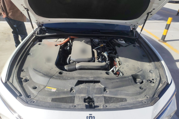 丰田 皇冠(进口) 2024款 2.5L 至尊版局部细节24