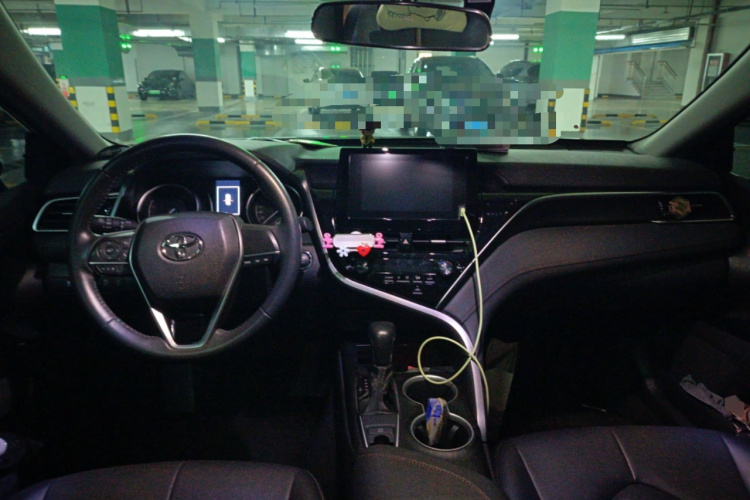 丰田 凯美瑞 2023款 2.0GVP 领先版中控内饰12