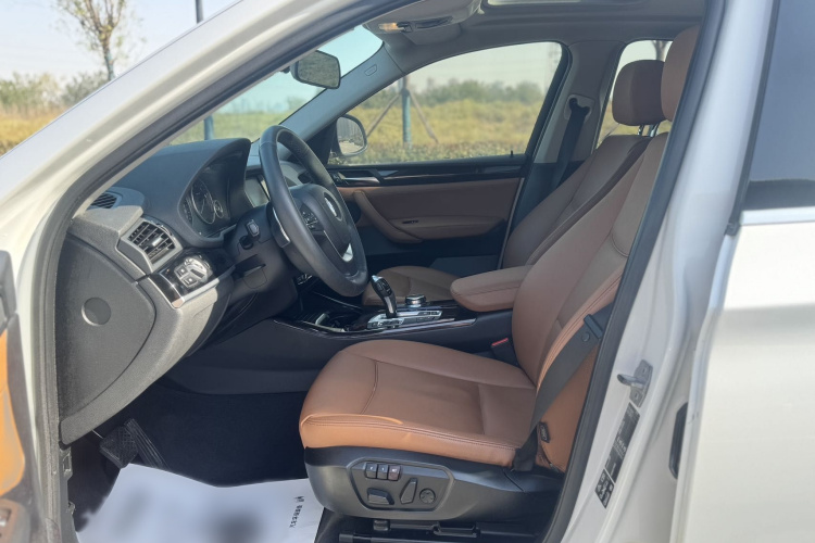 宝马X4 2014款 xDrive20i X设计套装车身外观6005