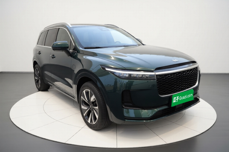 理想汽车 理想ONE 2021款 增程6座版车身外观3