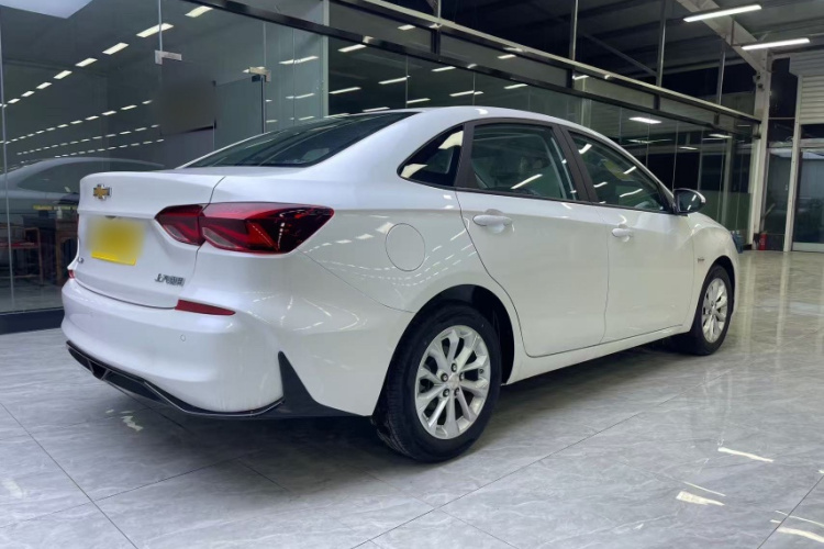 雪佛兰 科鲁泽 2024款 1.5L 双离合悦享版车身外观6004