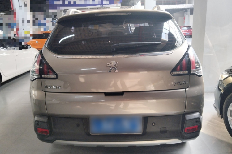 标致3008 2016款 2.0L 自动标准版车身外观6