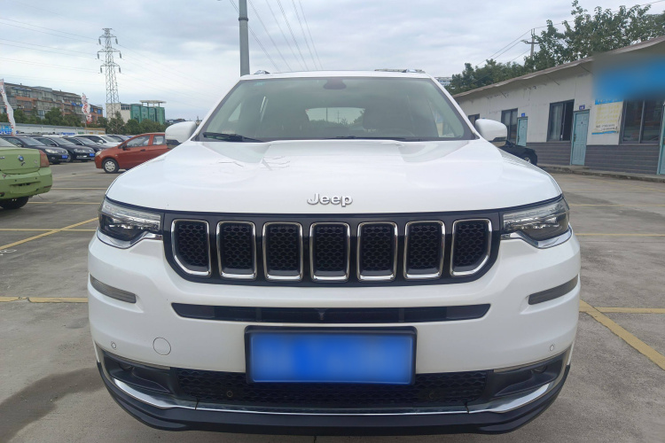 Jeep 大指挥官 2018款 2.0T 四驱尊享导航版 国V车身外观6001