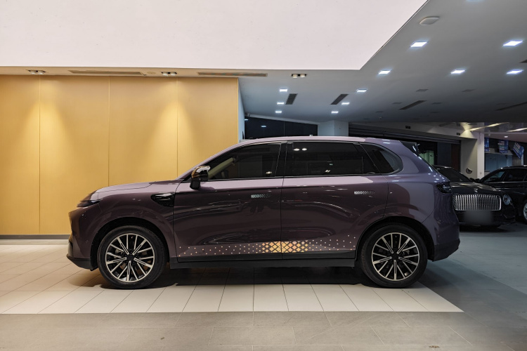 零跑汽车 零跑B10 2025款 510悦享版车身外观6004