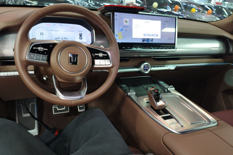 坦克700新能源 2024款 Hi4-T 极境版中控内饰12