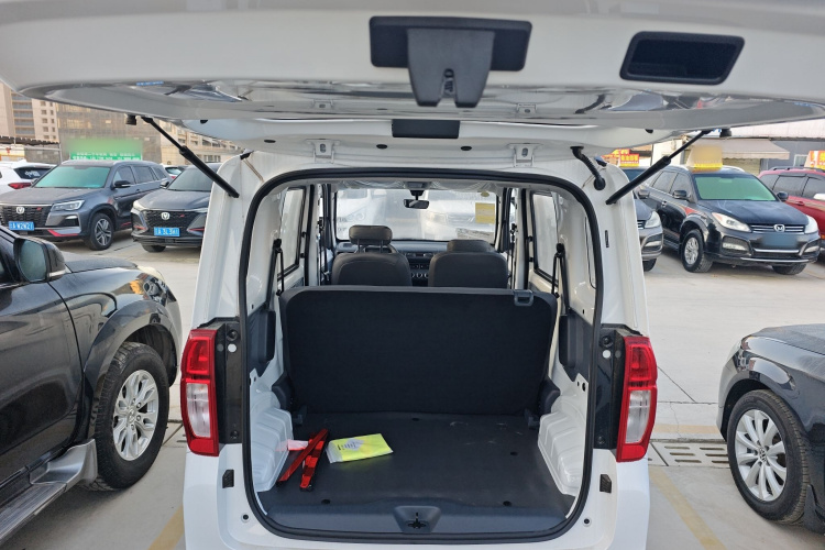 五菱汽车 五菱之光新能源 2025款 201km 舒适型局部细节23