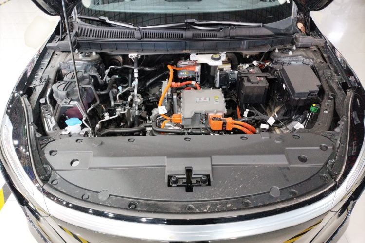 红旗E-QM5 2025款 500km 出行版局部细节24