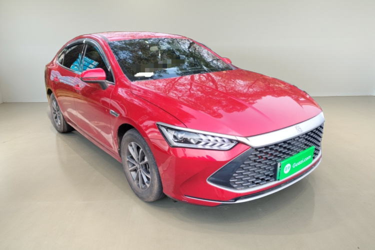 比亚迪 秦PLUS 2023款 冠军版 DM-i 55KM领先型车身外观3