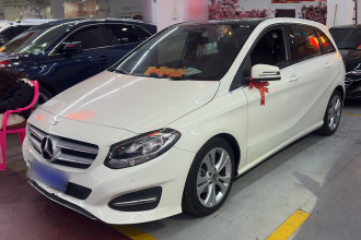 奔驰B级 2017款 B 200 动感型
