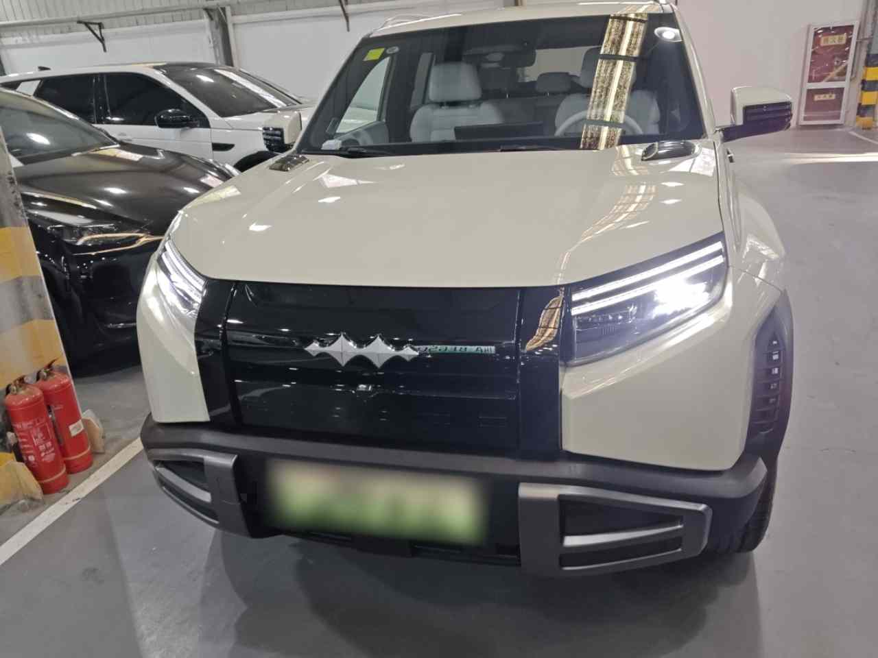 方程豹 钛3 2025款 501KM 后驱Ultra版(1)