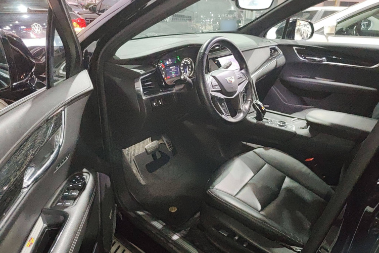 凯迪拉克XT5 2020款 28T 豪华型中控内饰20