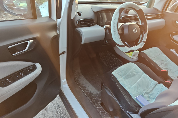 零跑汽车 零跑T03 2022款 炫晶版中控内饰7003