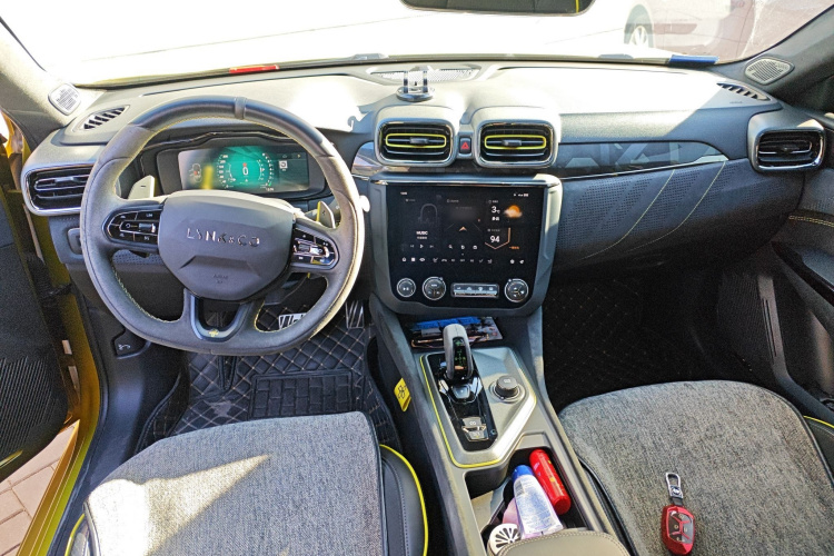 领克03 2021款 03+ 2.0TD 自动驭风版中控内饰12