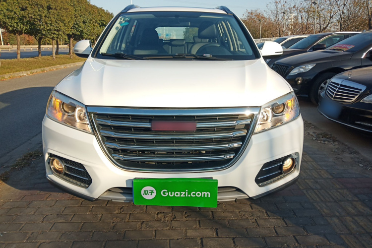 哈弗H6 2018款 红标 运动版 1.5T 手动两驱精英型车身外观2