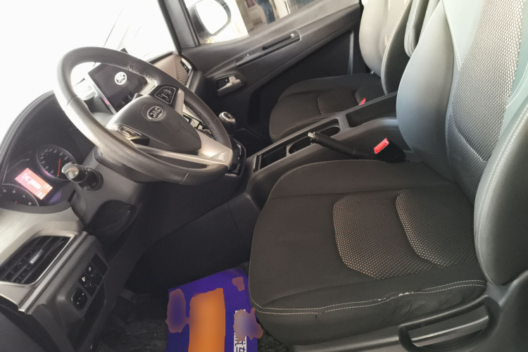 江淮瑞风 瑞风M3 2022款 PLUS 1.5T 7座标准型局部细节19