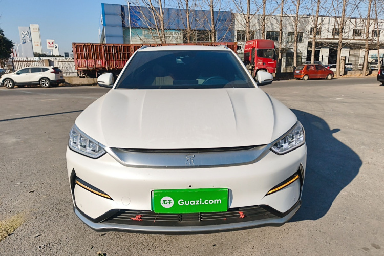 比亚迪 宋PLUS新能源 2021款 EV 尊贵型车身外观2