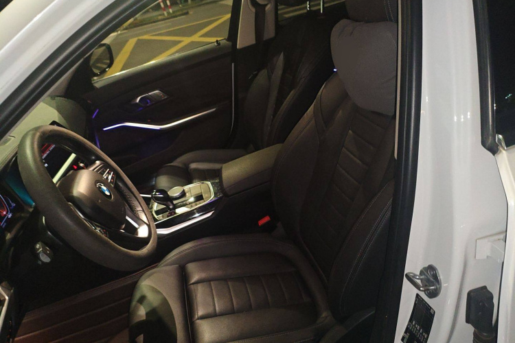 宝马3系 2020款 325Li 首发版局部细节19