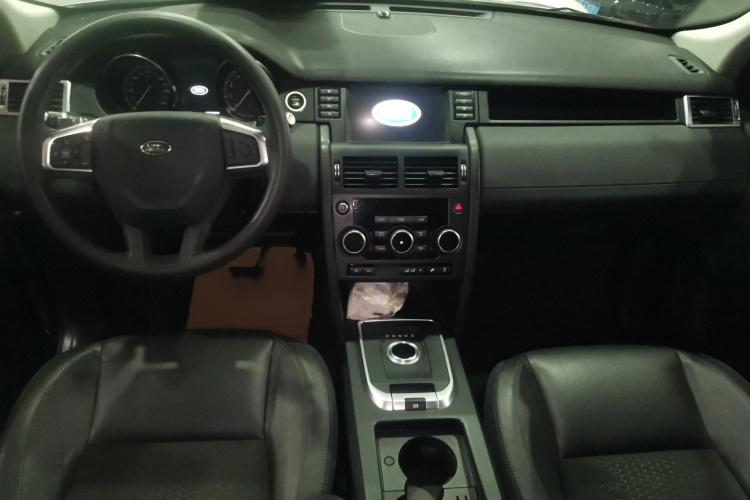 路虎 发现神行 2017款 2.0T PURE中控内饰7002
