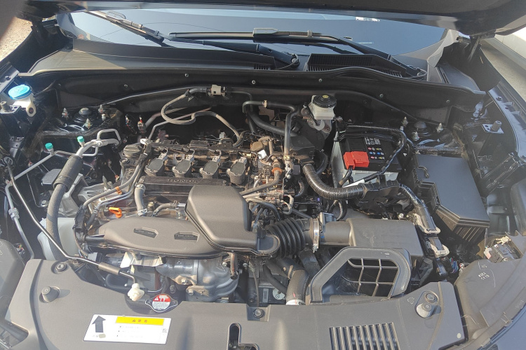 本田HR-V 2023款 240TURBO 劲致版机舱底盘24