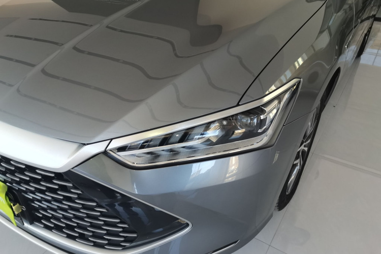 比亚迪 秦PLUS 2021款 DM-i 55KM 旗舰型局部细节36