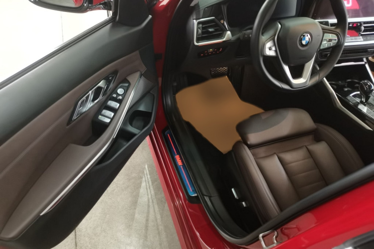 宝马3系 2020款 325Li 首发版中控内饰7003