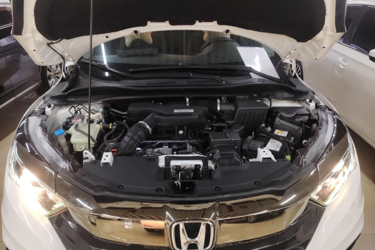 本田 缤智 2019款 220 TURBO CVT精英版 国VI机舱底盘24