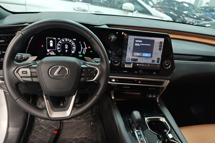 雷克萨斯RX 2023款 350h 两驱悦享版中控内饰7002