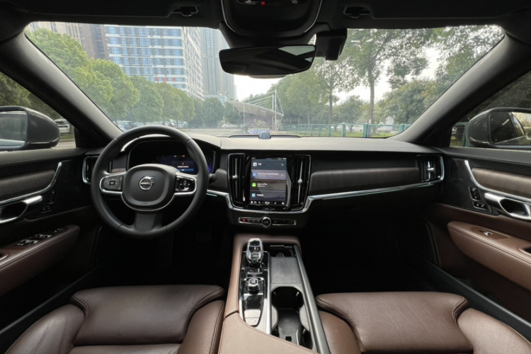 沃尔沃S90 2023款 B5 智远豪华版中控内饰7004