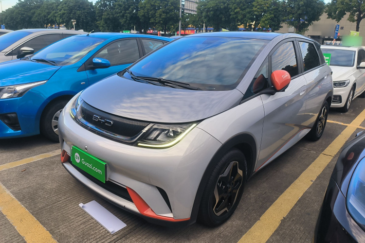 比亚迪 海豚 2021款 405km 时尚版车身外观1